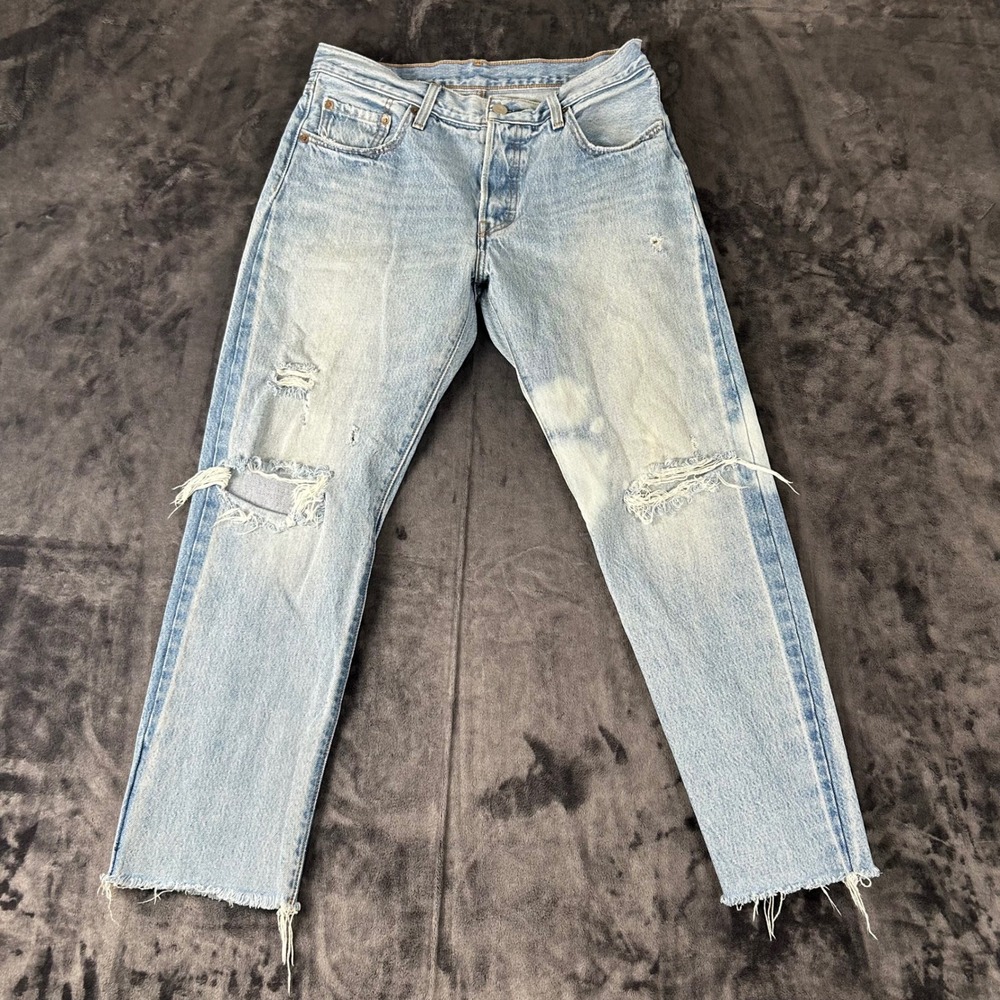 Levi's 501 Original Fit Jeans Womens 28 Light Blue Distressed Bleached 3487